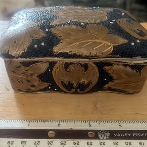 Mangani Hand Painted in China Ceramic Box, possibly vintage